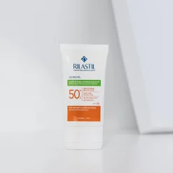 Acnestil Séborégulateur Sun System 50+