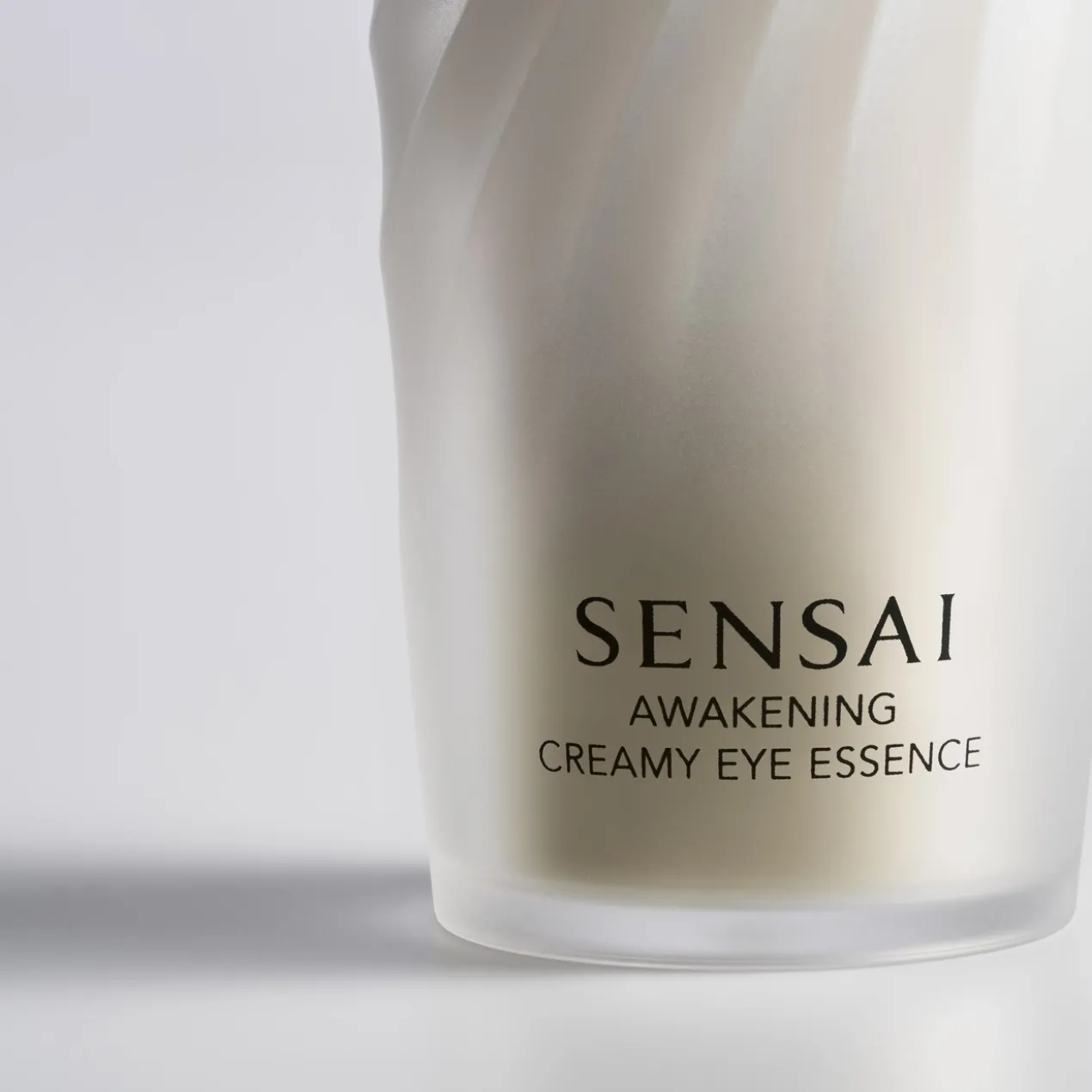Awakening Creamy Eye Essence