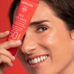 Bee Sun Safe Crème Anti-âge & Anti-taches SPF50 Coloré