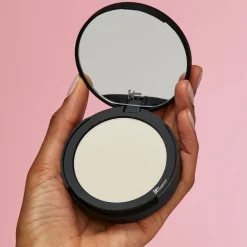 Bye Bye Pores Pressed Poudre Compacte Floutante