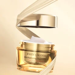 Crème Hydratante Revitalizing Supreme+ Youth Power SPF25