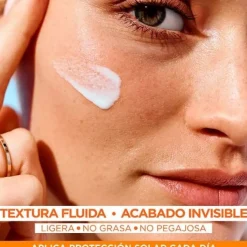 Delial Super UV Vitamine C SPF50+ Crème Fluide Visage Anti-Taches