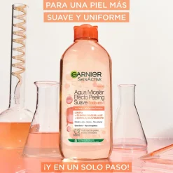 Eau Micellaire Effet Peeling Doux Tout-en-1