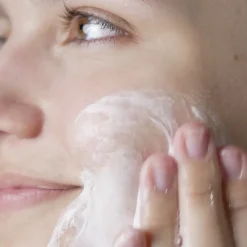 Gel Nettoyant Acide Hyaluronique