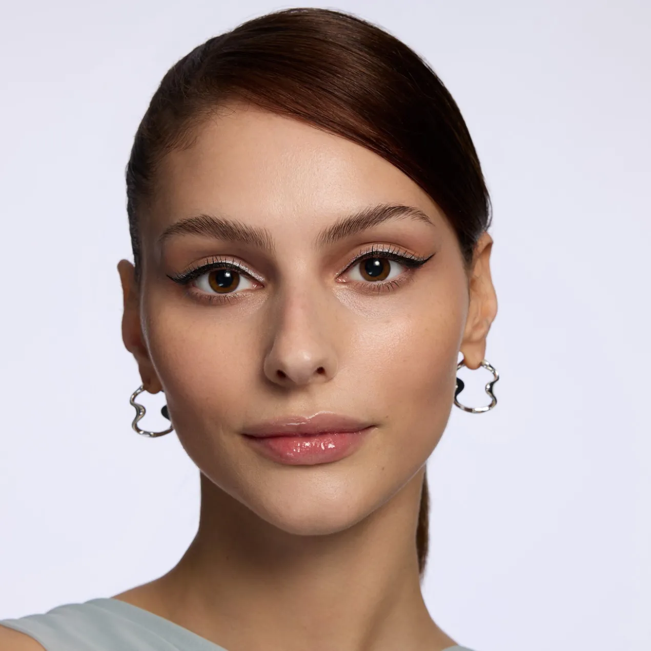 It's Easy Eyeliner