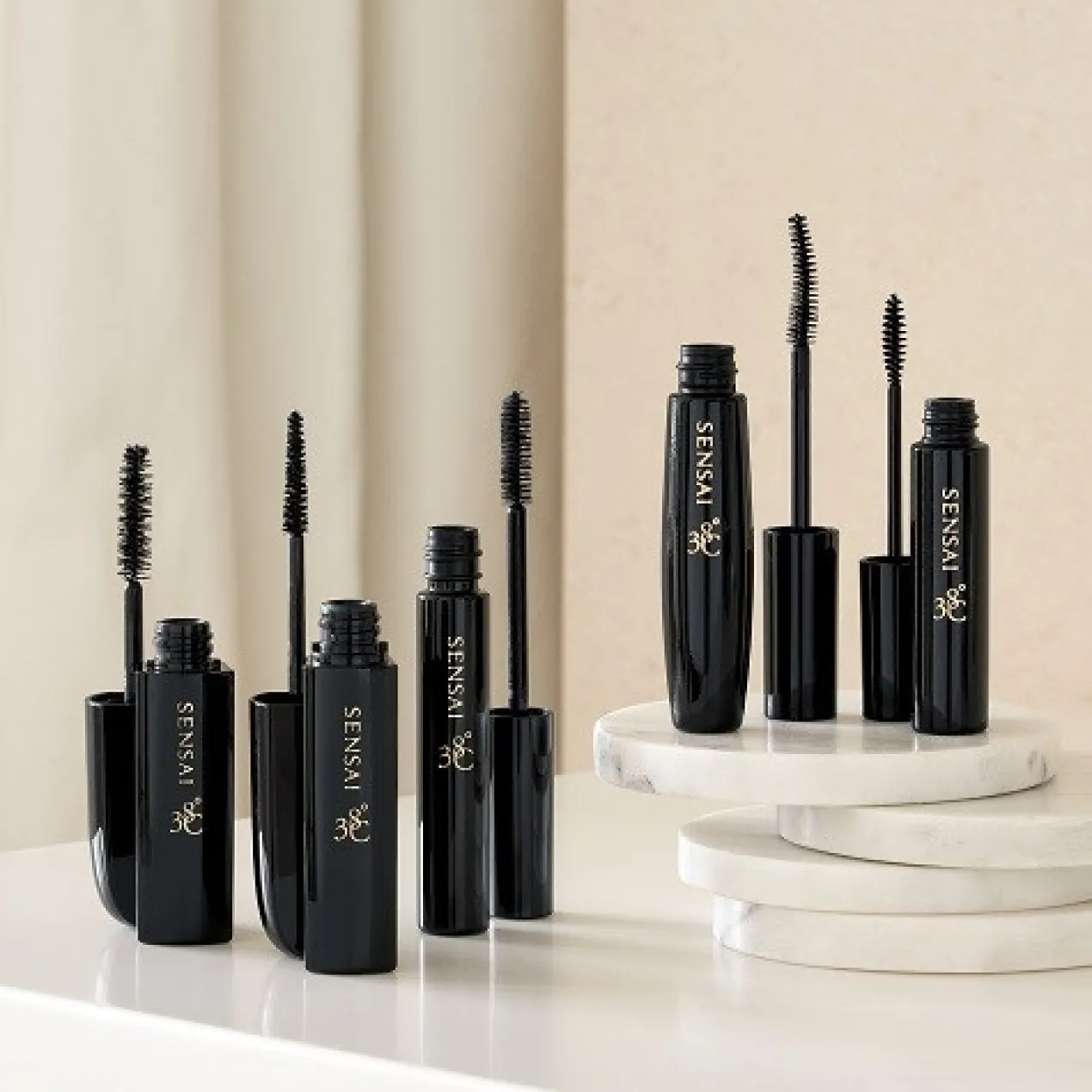 Mascara 38ºC (Volumising) (Black)