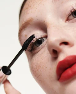Mascara High Impact Zero Gravity