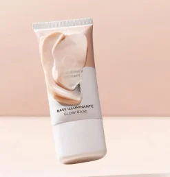 Not Ordinary Treatment Base Illuminante