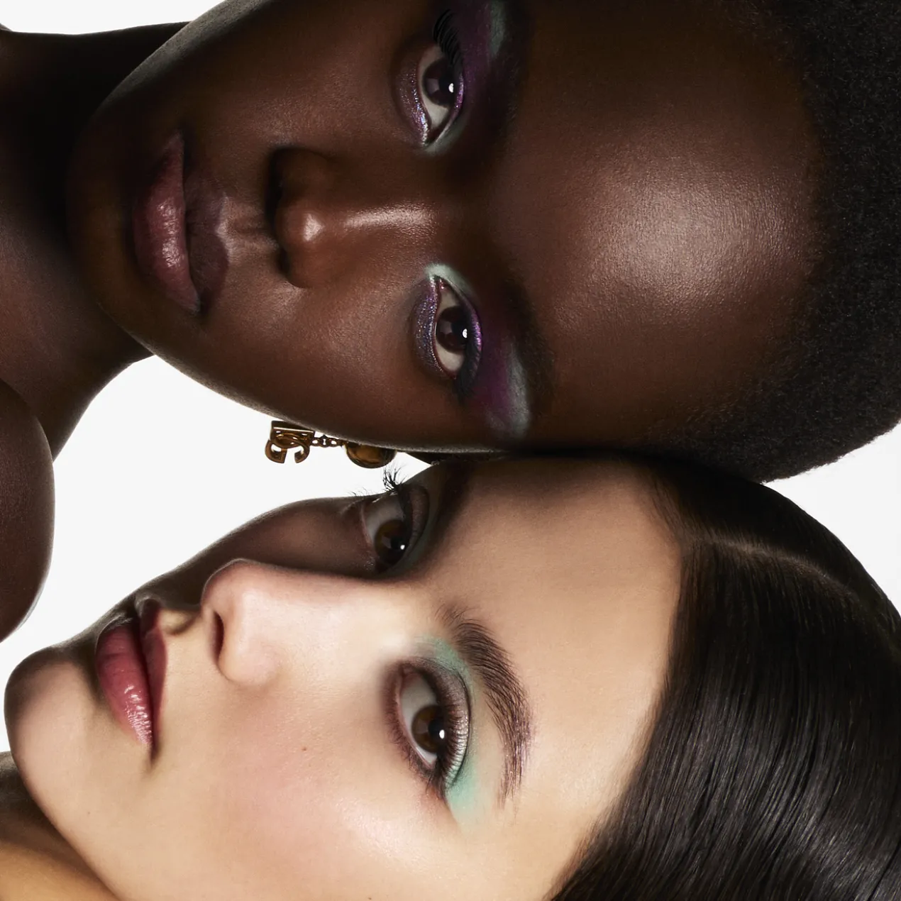 Palette Eye Dare You Beyond Multi-Finish Eyeshadow & Highlighter