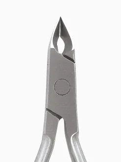 Pince à cuticules