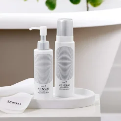Silky Purifying Clear Gel Wash