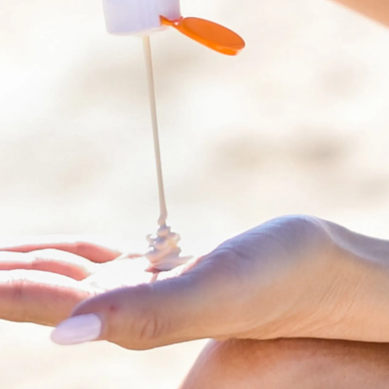 Spray solaire protecteur pour peaux sensibles