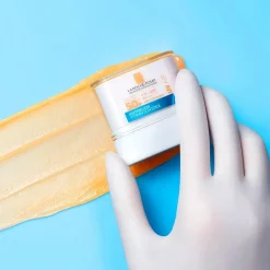Stick solaire protecteur SPF50+ Anthelios UVAIR