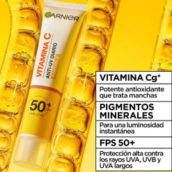 Vitamine C Invisible Anti-UV Fluide Quotidien Anti-Taches SPF50+